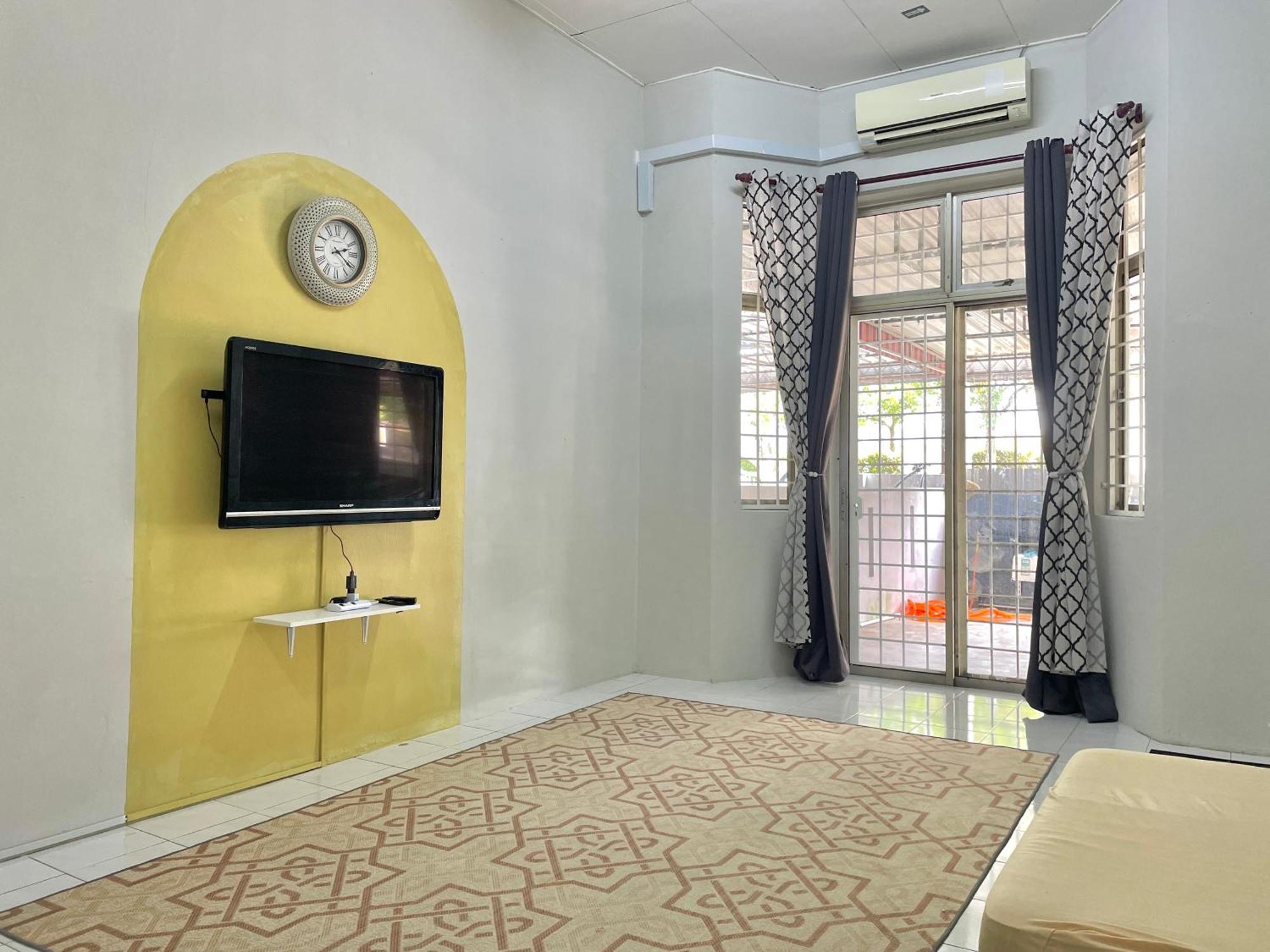 Ruwa Homestay Jitra Exteriör bild